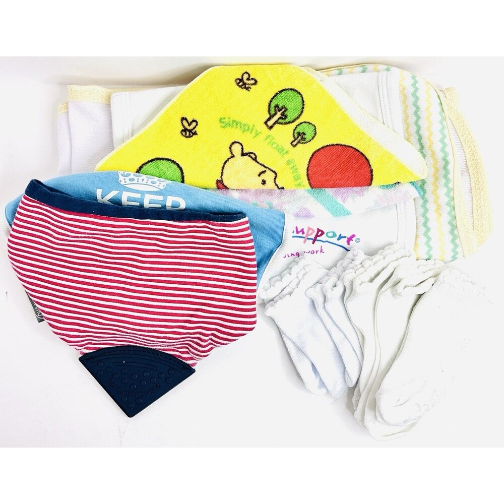 Baby Bath & Feeding Essentials Lot Bibs Burp Cloth Hooded Towel Washcloths